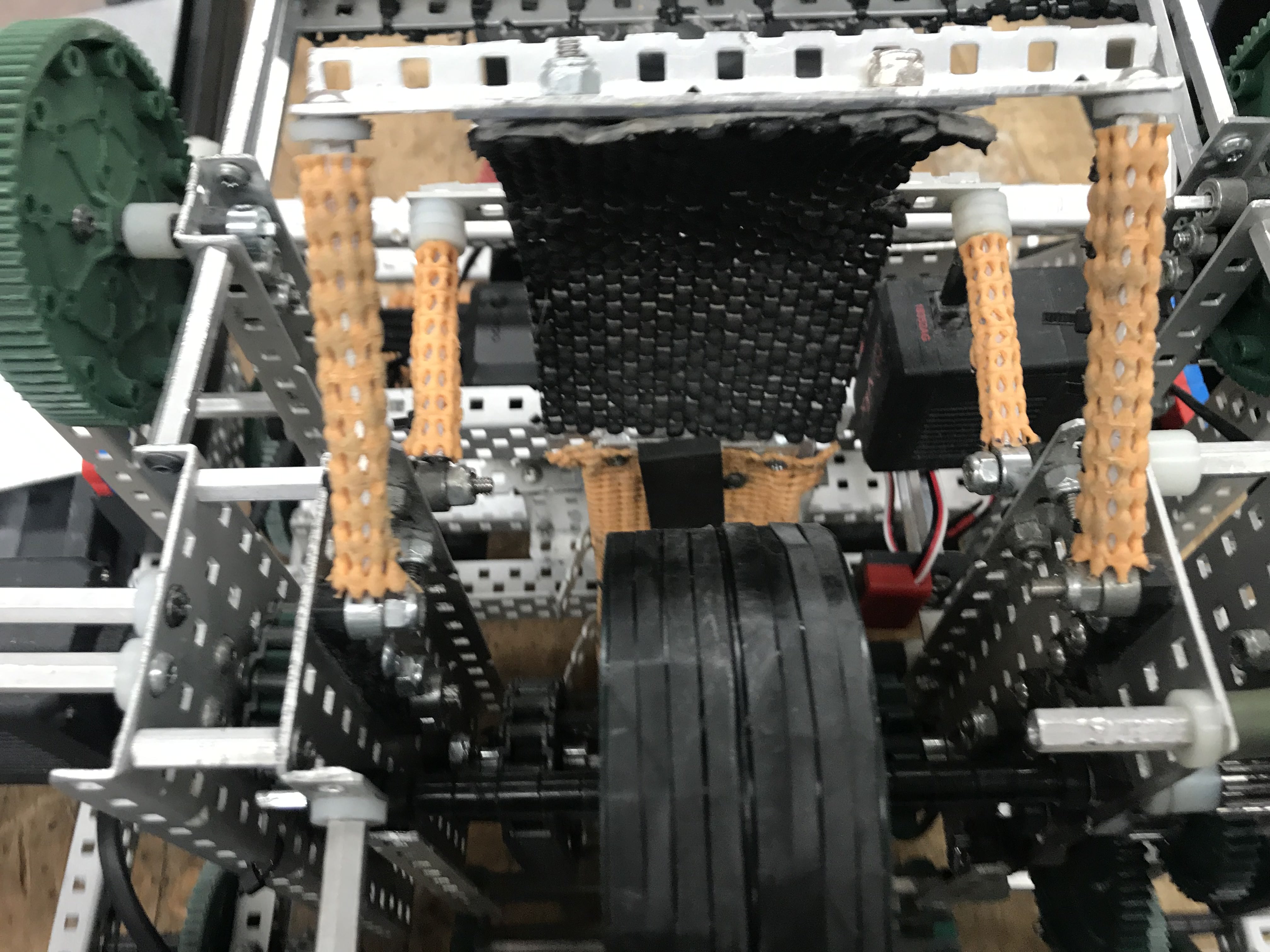 2018-2019 Turning Point robot frame detail